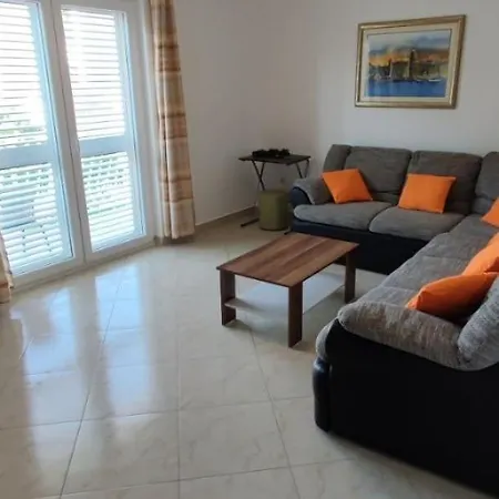 Marino Apartment *